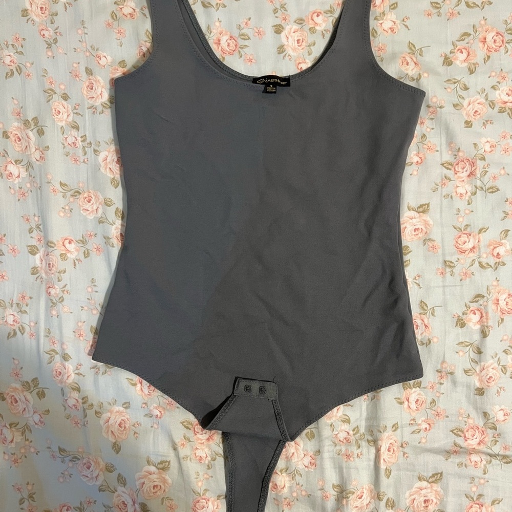 Shinestar Gray Bodysuit((excellent condition))